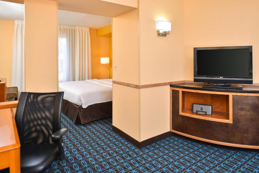 King Room with Sofa Bed interior
